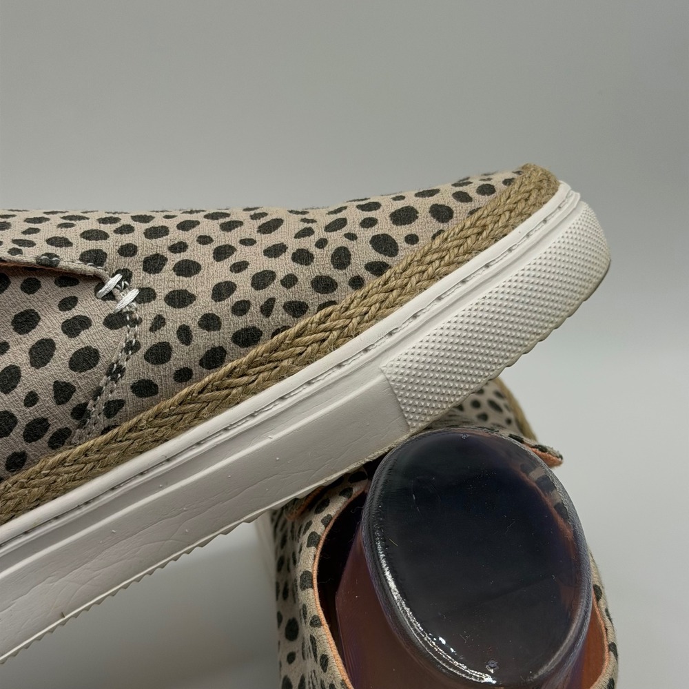 Hey Dude Karina Cheetah Print Slip On Sneakers Animal Print Shoes 9 women - Picture 5 of 9